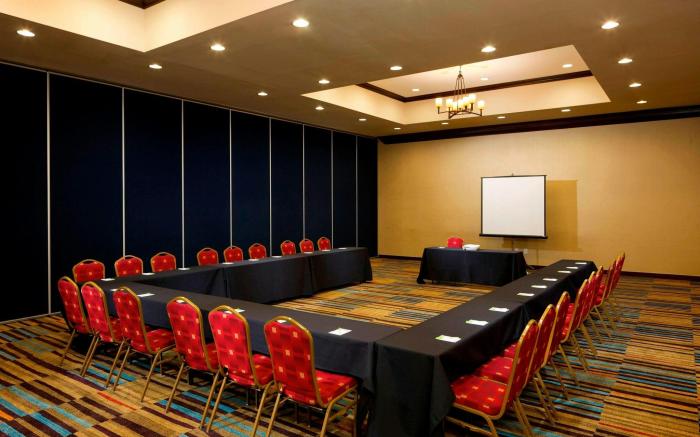 Fairfield by Marriott Inn & Suites Houston Intercontinental Airport