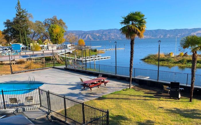 Anchorage Inn Lakeport