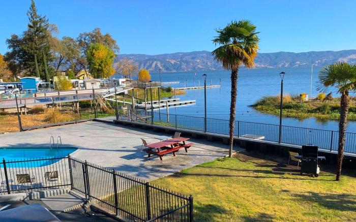 Anchorage Inn Lakeport