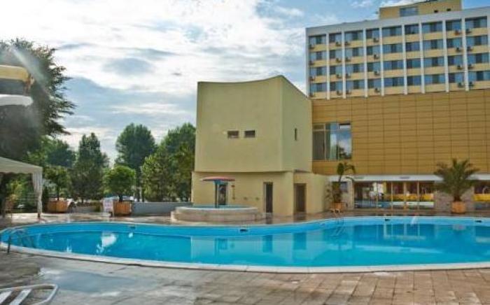 Hotel Flora