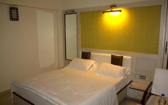 Hotel Solitaire Vashi