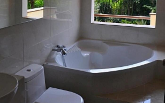 The Batu Hotel & Villas