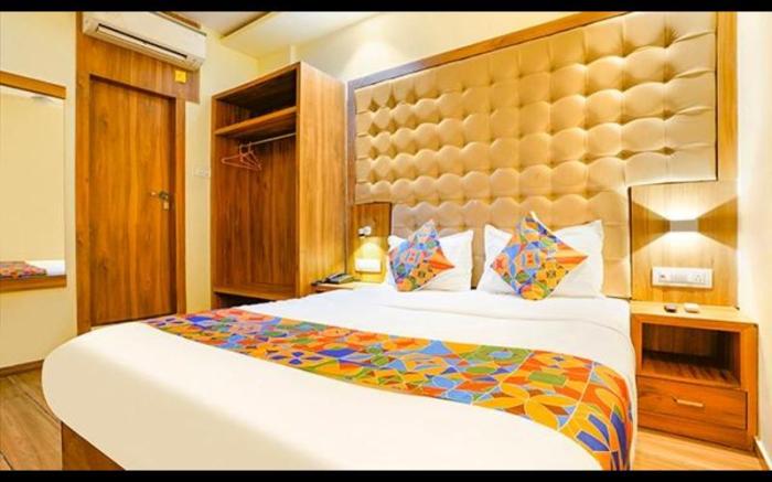 FabHotel Cozy Inn