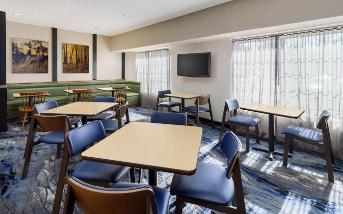 Fairfield Inn & Suites Houston The Woodlands