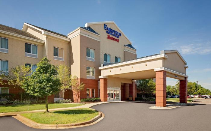 Fairfield Inn & Suites Detroit Metro Airport Romulus