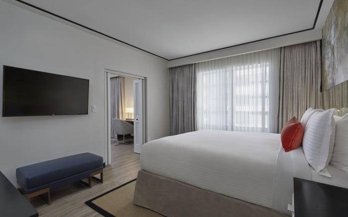 Loews Miami Beach Hotel