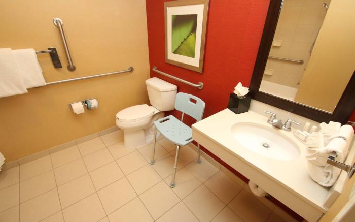 Courtyard by Marriott Chesapeake Greenbrier