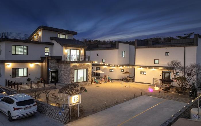 Gyeongju Blibli Poolvilla