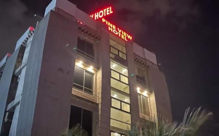 Pine View Hotel 