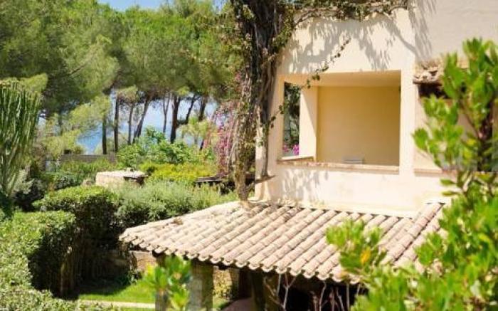 Praia Art Resort - Small Luxury Hotels of the world