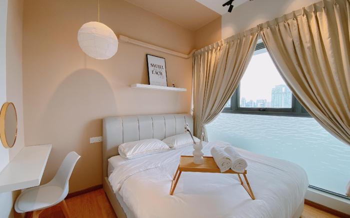 Country Garden Danga Bay by Lions Bay