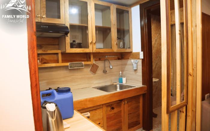Mishaela & Shadrach Room (Twin BR)