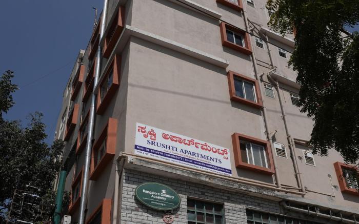 Srushti Service Apartment