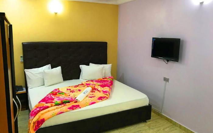 VICPEALIA HOTEL LTD