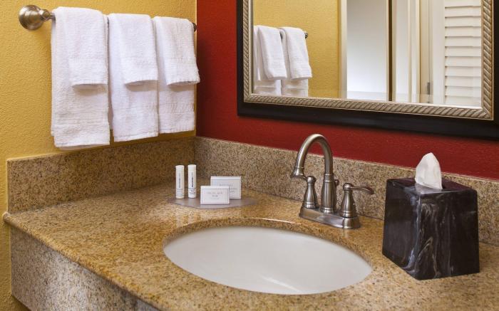 Courtyard by Marriott Tampa Westshore/Airport