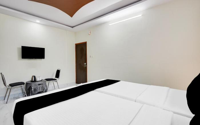 Super Townhouse Bidadi Formerly Royal Garuda