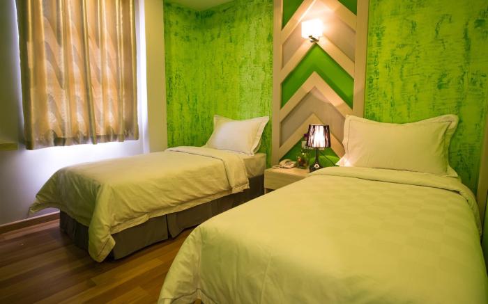 Sunshine Inn Plus