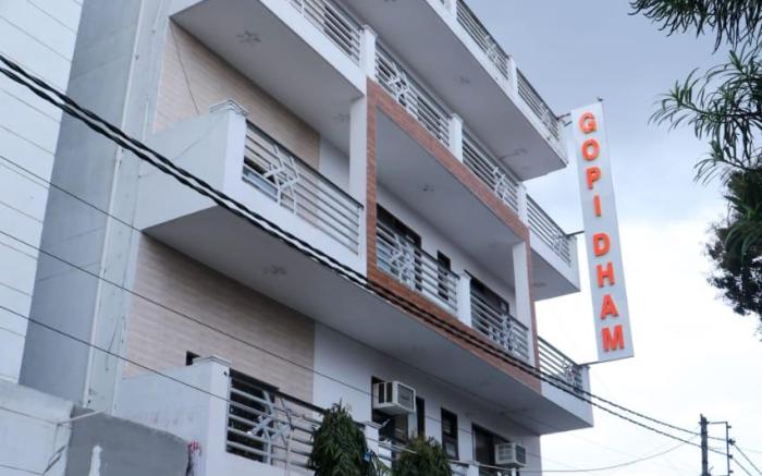 Goroomgo Gopi Dham Ashram Near Ganga River Haridwar