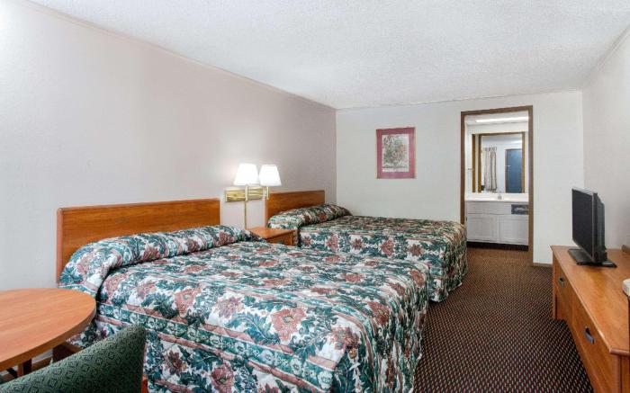 Knights Inn  Pittston PA