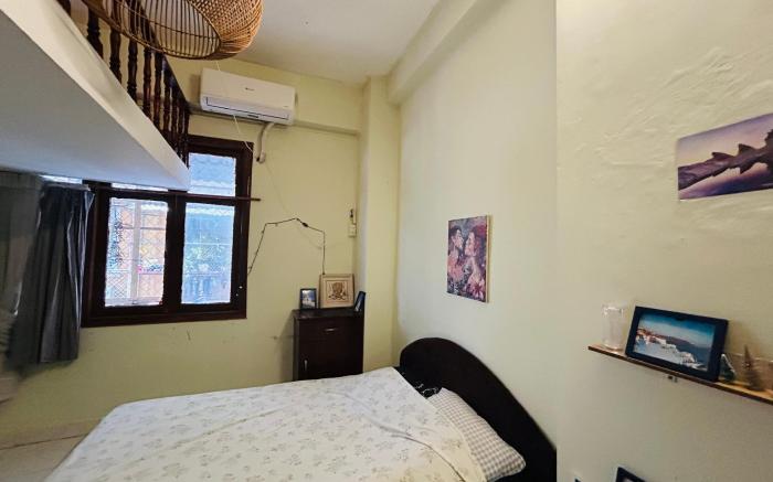 402 Lily Private house in city center 