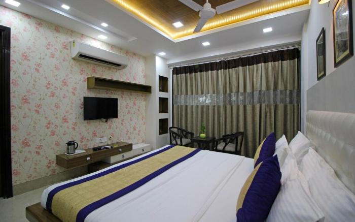 Gazebo Private room with balcony and living room