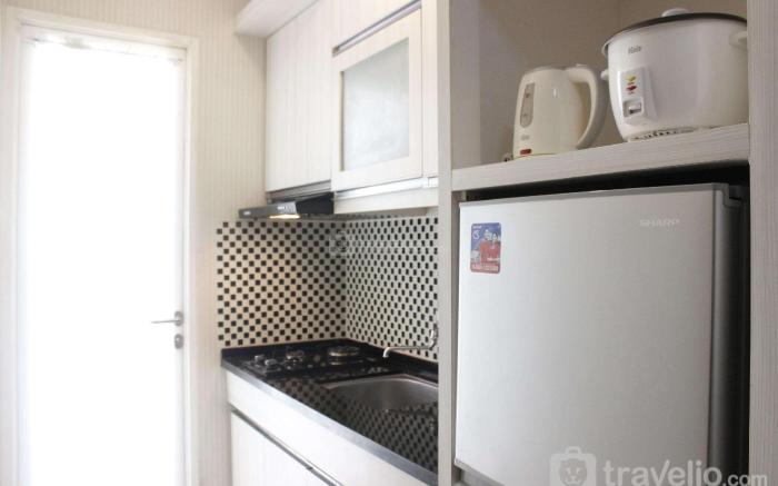 Relaxing 1BR Parahyangan Residence By Travelio