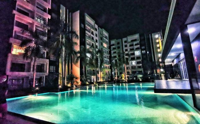 3R Guest House Manhattan Condominium