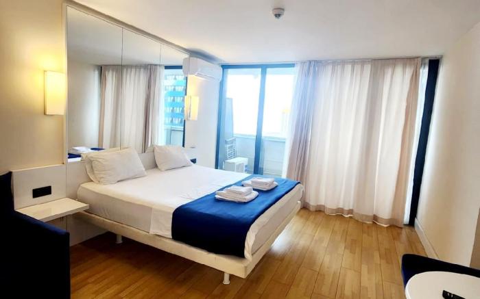Orbi City Apartment - Sea View
