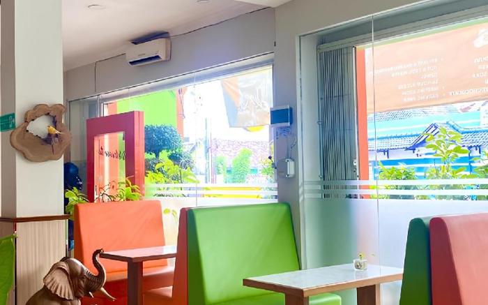 Cabin Hotel Sutomo