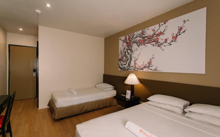 Dynasty Tourist Inn