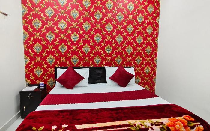VASANT VIHAR HOME STAY INN