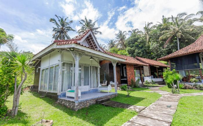 OYO 93748 Tungku Klui Hotel