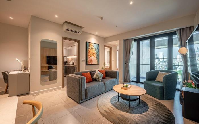Zenity 2BR Chic Singapore Elegance in D1
