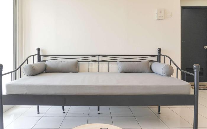 Brand New 1BR at The Wave Kuningan Apt By Travelio