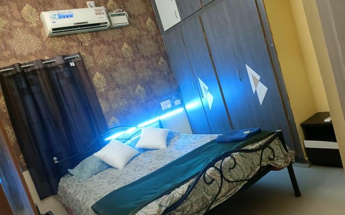 Soniya Service Apartment