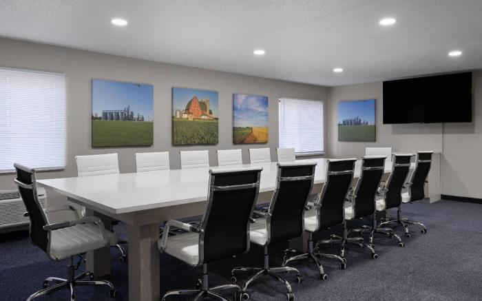 Days Inn by Wyndham Davenport