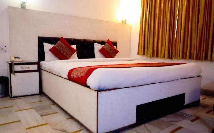 HOTEL STAR