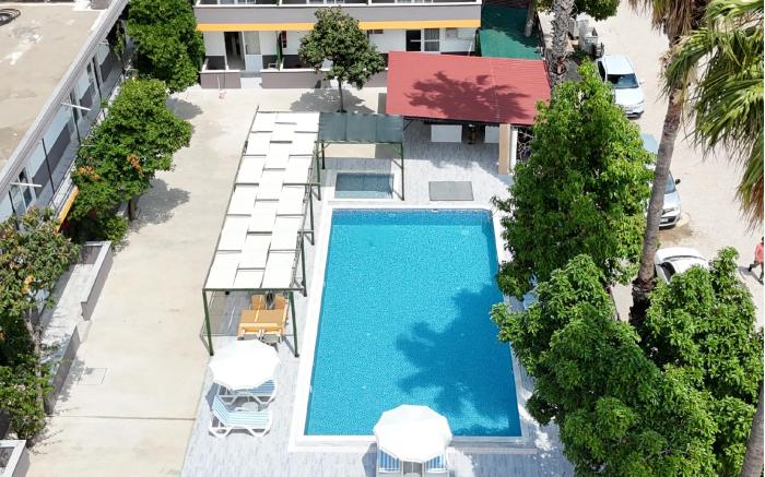 Hillside Apart House