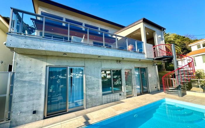 Villa Sea-Esta Luxury Pool Villa 2024, max 12 ppl