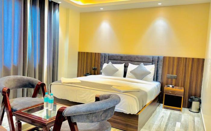 Raksha Suites & Banquet Greater Noida