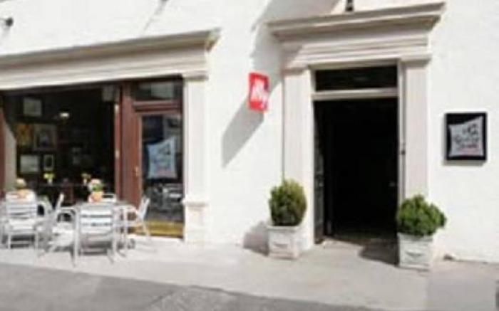 No12 Hotel
