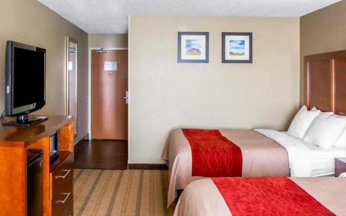 Comfort Inn & Suites Coralville - Iowa City near Iowa River Landing