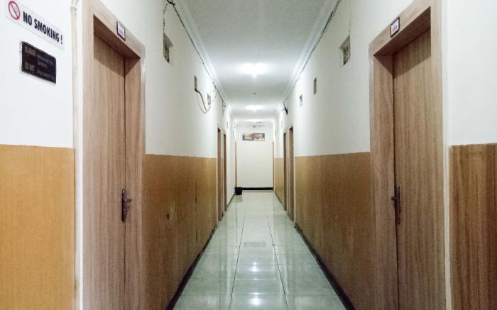 RedDoorz near Balai Kota Makassar