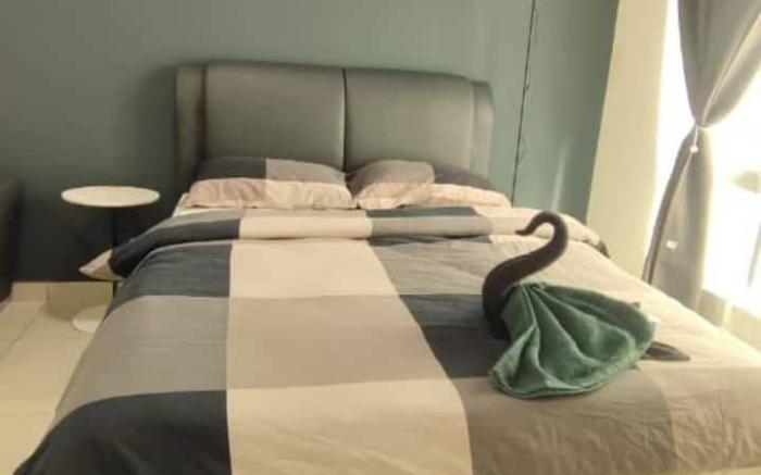 En2803-Netflix-Self checkin-WiFi-Parking,Cyberjaya