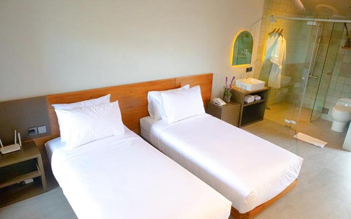 Agua Hotel