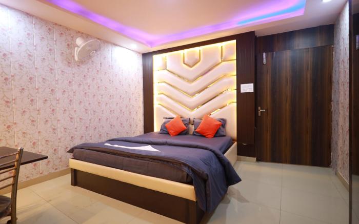 RAJ RESORT