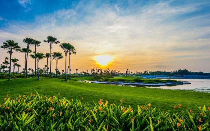Xtu Golf Villa Forest City Five-Bedroom Detached Villa