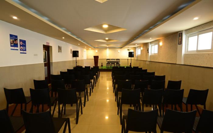 Yagappa Heritage Resort - Near Lake and Bus Stand 