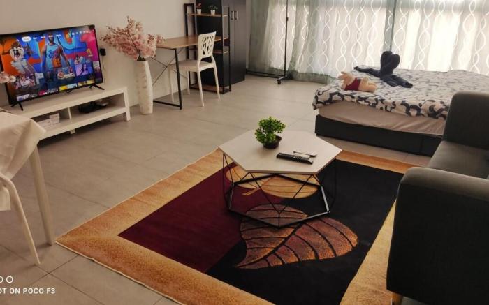 KLIA Transit Studio  BELL Suites, Pool & WiFi