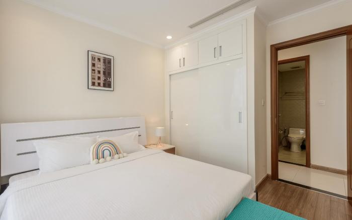 Celavie Services Apartments Vinhomes & Landmark 81